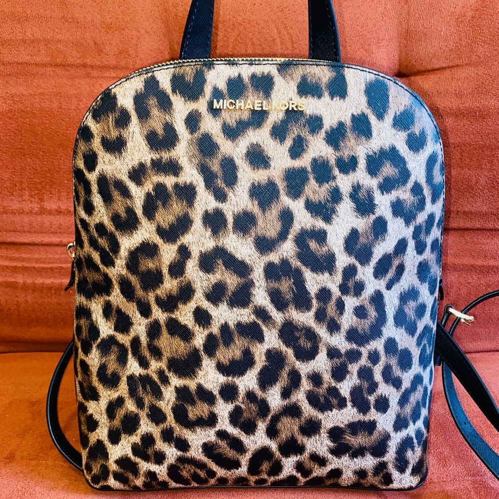 SOLD-Michael Kors Cindy Backpack Purse NWT